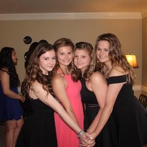 Meet your Posher, Makaela